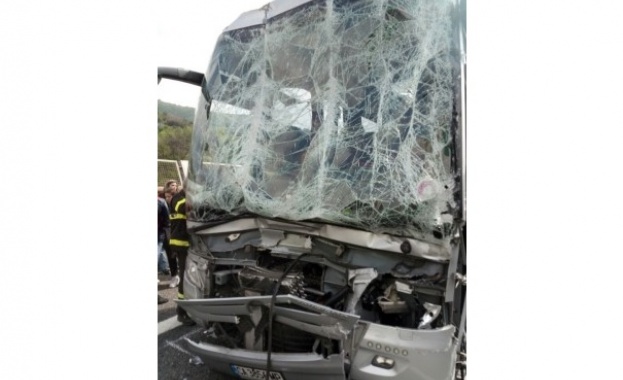 Отстраниха бъбрек на единия от пострадалите български шофьори в Италия