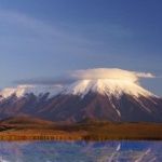 Вулкан на Камчатка изхвърли пепел на височина 7 км 