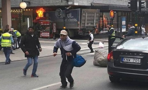 Обвиненият за атаката в Стокхолм узбекистанец се призна за виновен