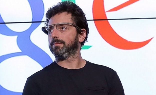 Основател на "Гугъл" си строи дирижабъл в хангар на НАСА