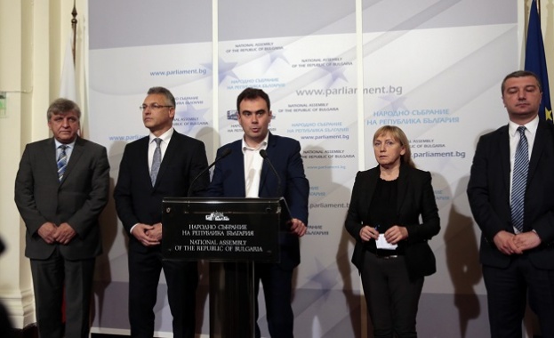 Жельо Бойчев: Срам е първото действие на управляващите- лобистки законопроект