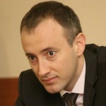 Учителските заплати тръгват нагоре, обеща МОН