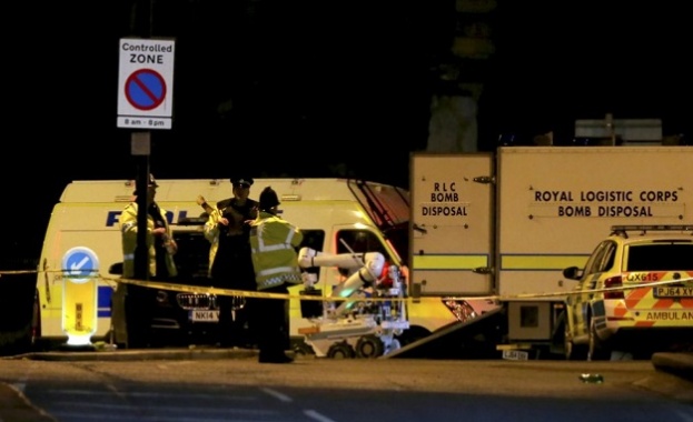 Експлозия в Манчестър уби 22-ма и рани 59