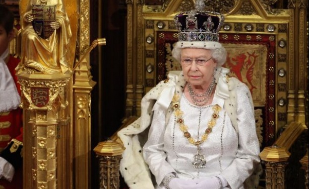 Кралица Елизабет Втора: Цялата нация е шокирана от убийството на толкова хора (обновена)