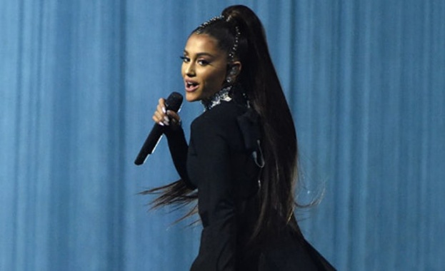 След атентата в Манчестър Ариана Гранде преустановява турнето си