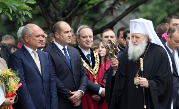 Патриарх Неофит: Нека бъдем верни следовници на завета на светите братя