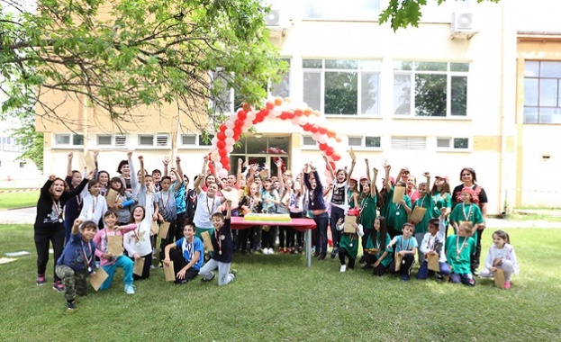 Победителите в конкурса на EVN България за макет „Екоград“ посетиха модерната когенерация на дружеството