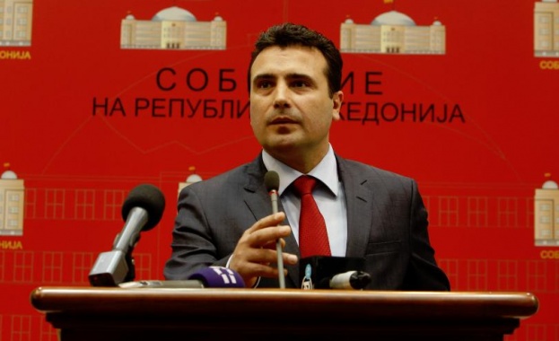 Зоран Заев пристига в София