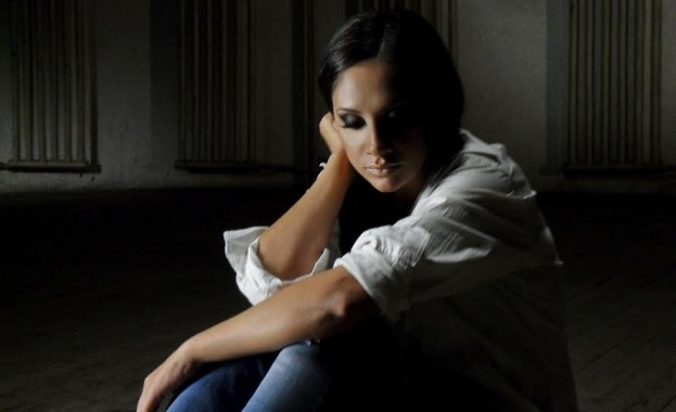 Мариана Попова с нов радиосингъл „Аз съм любов”