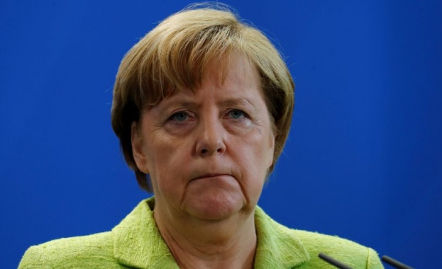 В очакване на срещата на Г-20: Ангела Меркел с тежка мисия