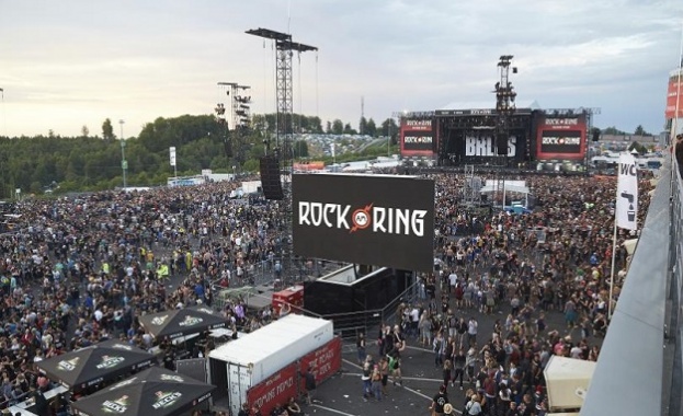 Евакуираха рокфестивал заради терористична заплаха (обновена)