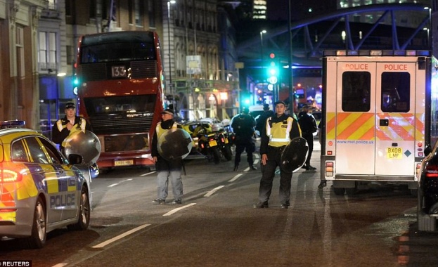 "Това е за Аллах", крещели терористите от Лондон