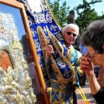 Чудотворната икона се мести в София  