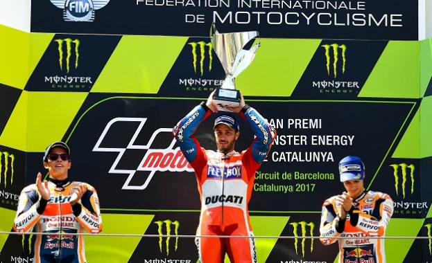 Довициозо накара италианците отново да ликуват с втора поредна победа в MotoGP