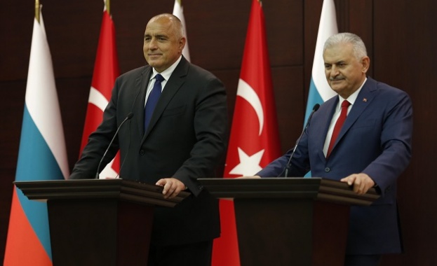 Сближаване на позициите на срещата в Анкара между Борисов и Йълдъръм (обновена)