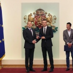 Почетен знак на президента за Бербатов и Фиго