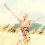 Светлината мисли, че е по-бърза от всичко ...