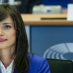 Габриел: Социалните мрежи имат няколко месеца да се справят с фалшивите новини