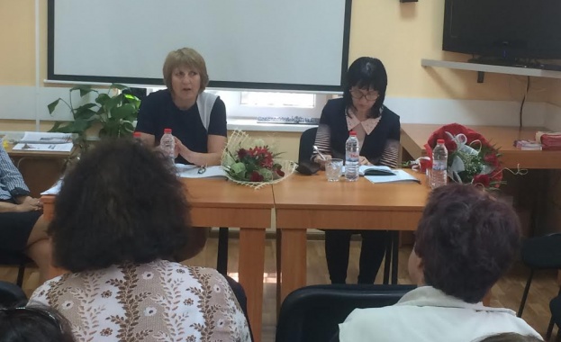 Депутатът от БСП Донка Симеонова: Наредбата за приобщаващо образование трябва да бъде отменена