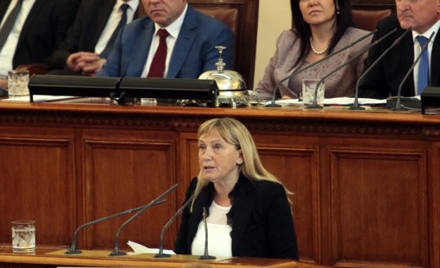 Елена Йончева: Не БСП, а хората ще съборят правителството на ГЕРБ