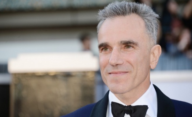 Даниъл Дей-Люис зарязва киното