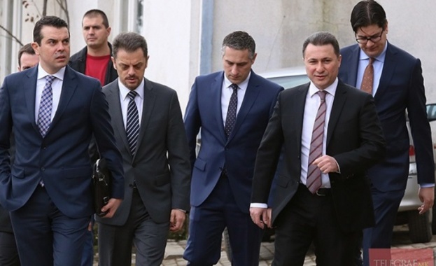Бившите управляващи в Македония скочиха на Заев, искат ревизия на договора с България