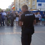 Граждани отново протестираха срещу демонтирането на паметника "1300 години България"