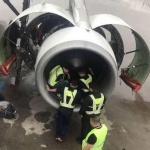 Суеверна баба забави полет със 150 пътници