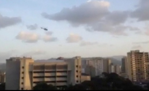 Полицейски хеликоптер щурмува властта във Венецуела