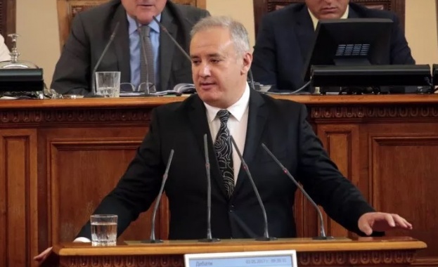 Атанас Костадинов: Не искаме избори по абсурден Изборен кодекс