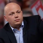 Пулев направи на Джени Суши това, което Бойко Борисов от години прави с България