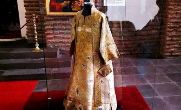 Дяконските одежди са изработени в Русия