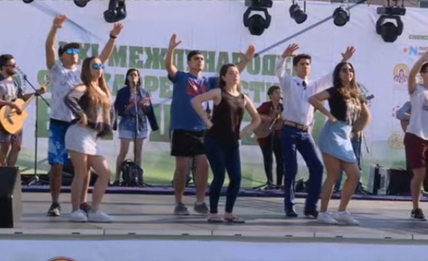 16 фолклорни ансамбъла от цял свят на фестивал в София