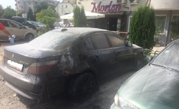 Палеж на кола посред бял ден в столицата