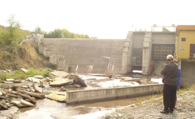 30 000 лв. глоба за ВЕЦ-а, замърсил река Ботуня