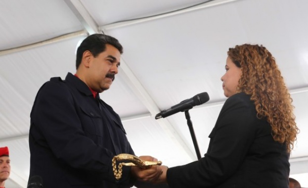 Венецуелците с американски санкции получиха награда от Николас Мадуро
