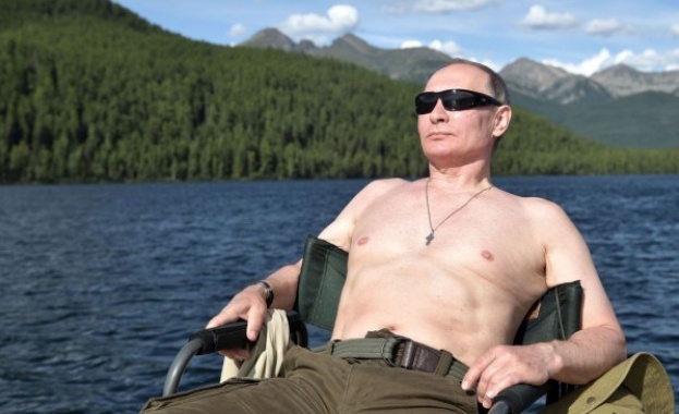 Песков: Путин е абсолютно здрав, може да сложи мнозина в малкия си джоб