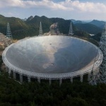 Китай пусна в действие гигантски радиотелескоп