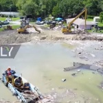Дупка във Флорида погълна къщи отново (видео)