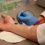 Устройство лекува органи само с докосване (видео)