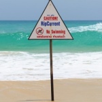 Опасно мъртво вълнение по Черноморието следващите дни