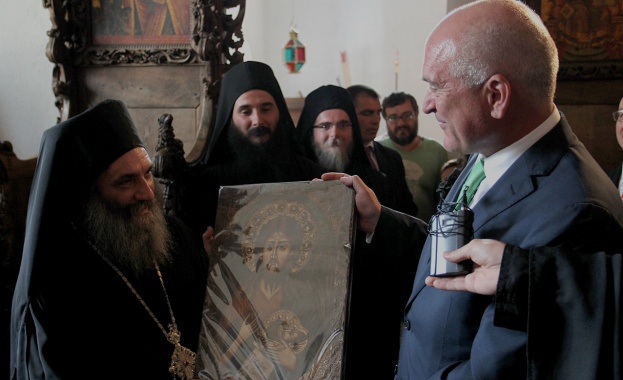 Димитър Главчев посети Бигорския манастир в Македония