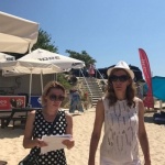 Скъсани чадъри и потрошени шезлонги в Равда