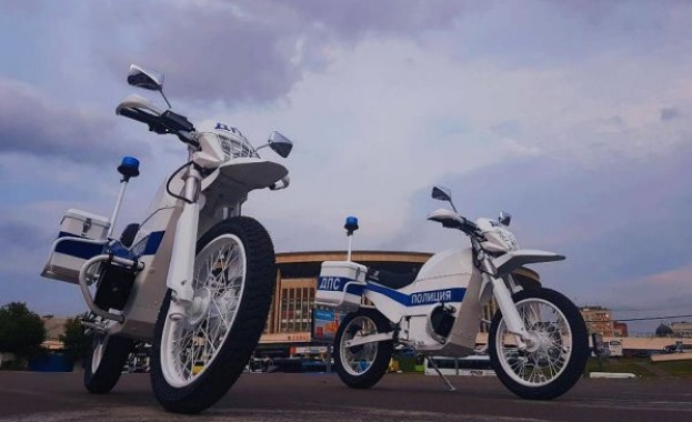 „Калашников” направи електрически мотоциклети за полицията (видео)