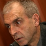 Политиката е сцена! Ние пък приехме, че политиците са циркаджии