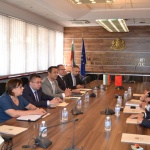 Китайска фирма иска да строи у нас магистрали и тунела под Шипка