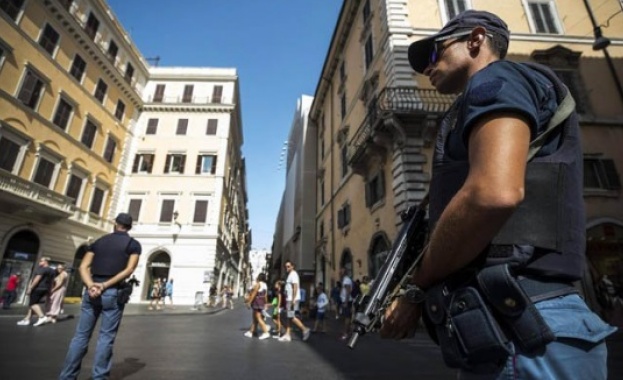 Паника в Барселона! Отцепиха "Ла Рамбла" заради подозрителен пакет