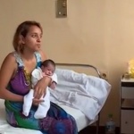 16-годишна роди в такси