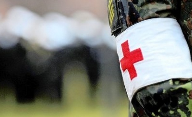 Екип от български военни медици замина за Мали