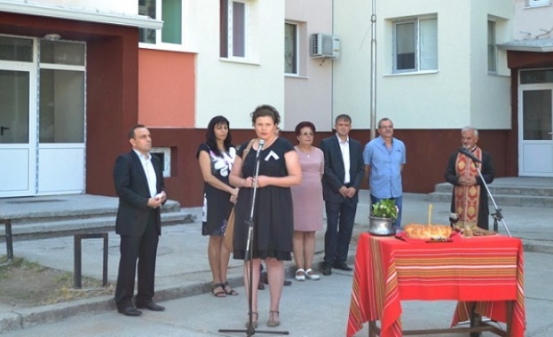 Зам.-министър Крумова: Отчитаме по-малко разходи за отопление в санираните блокове 